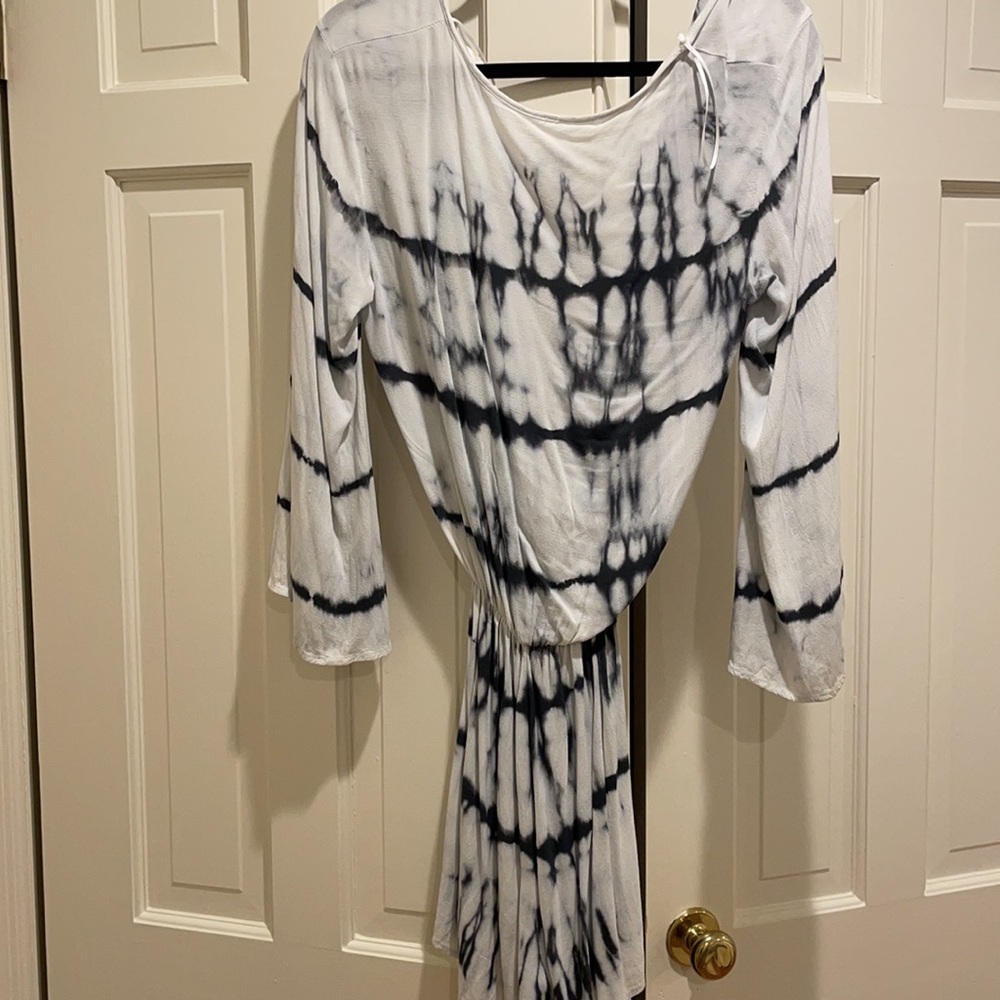 Romper - Picture 2 of 2